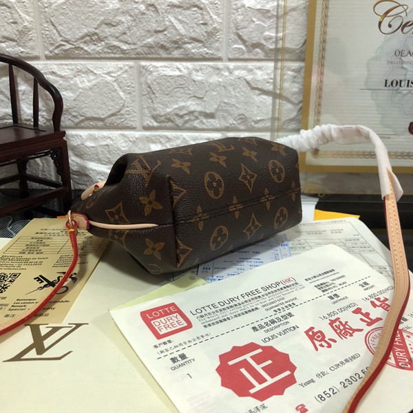 ルイヴィトンバッグ内部構造